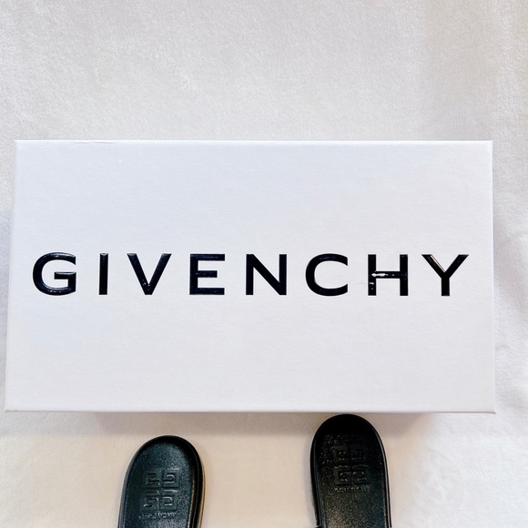 Authentic Givenchy 4G slides sandals in blush pink - Picture 5 of 5